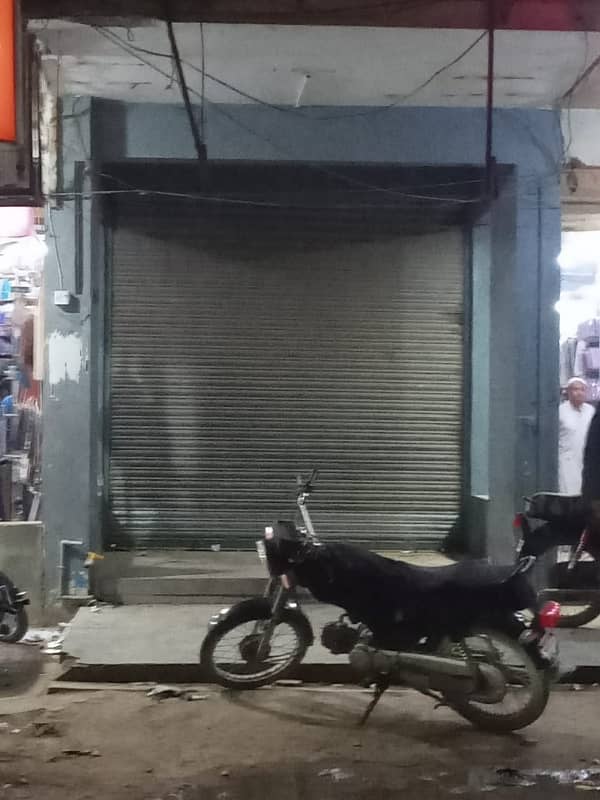 550 Square Feet Shop For rent In Gulistan-e-Jauhar - Block 12 Karachi In Only Rs. 180000 1