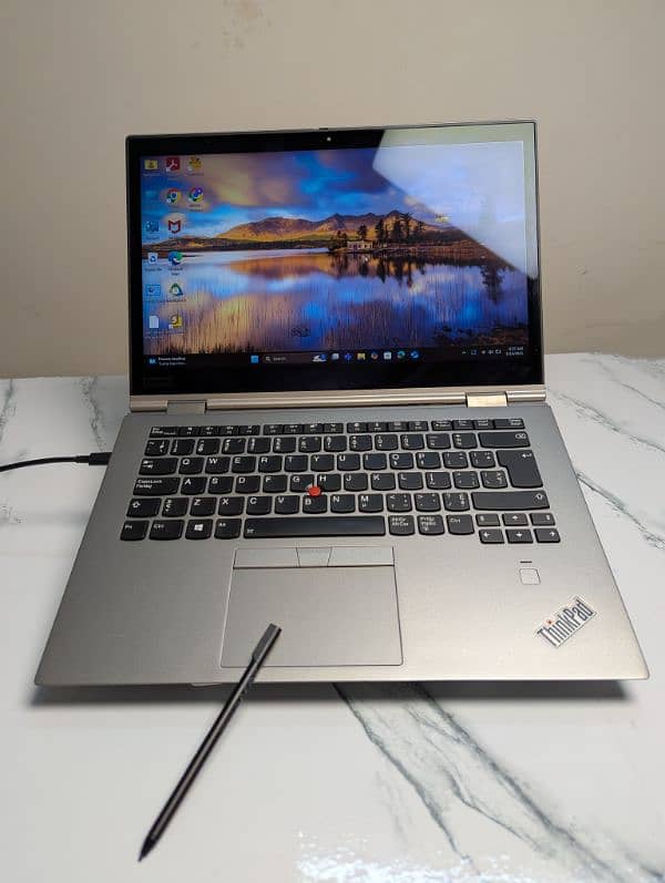 LENOVO X1 YOGA i5 8TH GEN x360 convertible with stylus 2