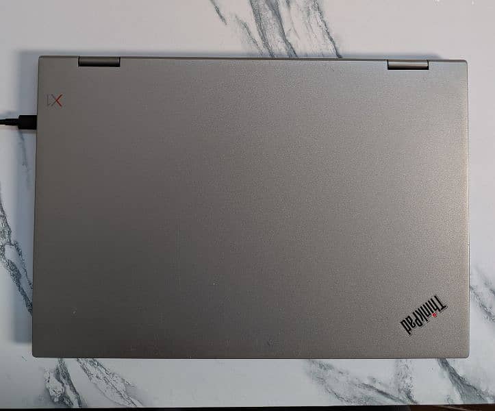 LENOVO X1 YOGA i5 8TH GEN x360 convertible with stylus 4