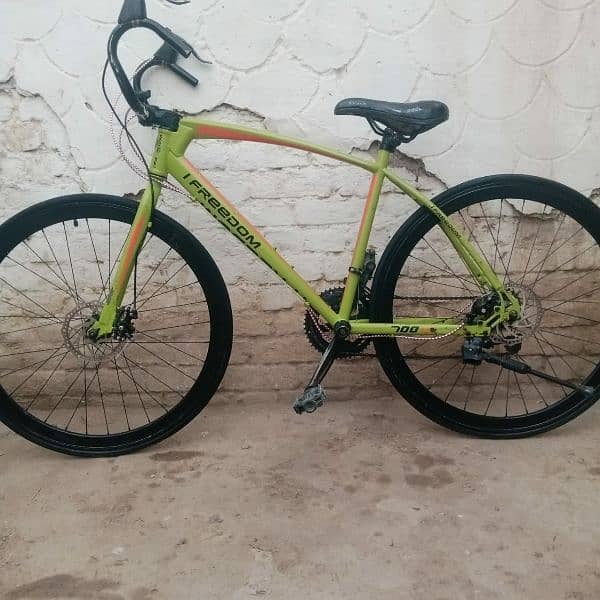 imported bicycle,urgent for sell,only lahore 1