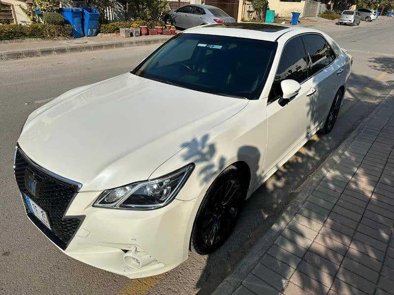 Toyota Crown Athlete 2013 model 13