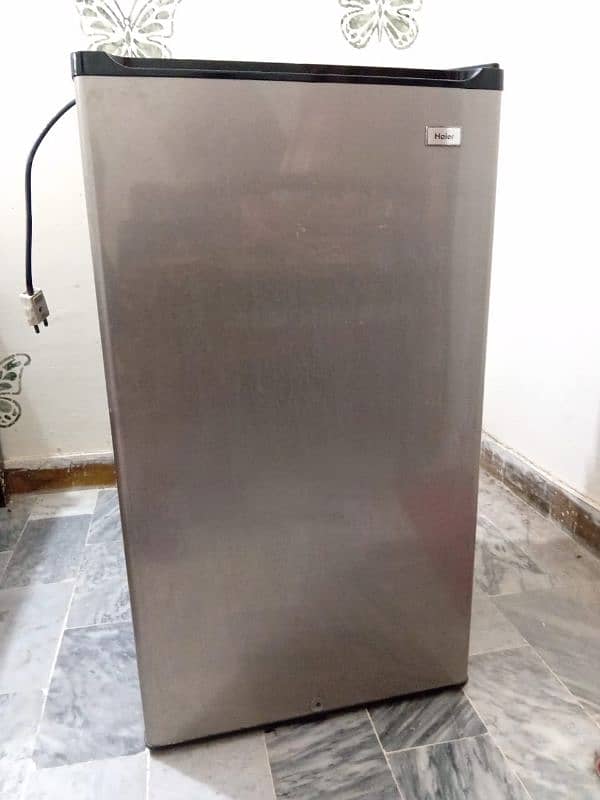 haier mini fridge 0