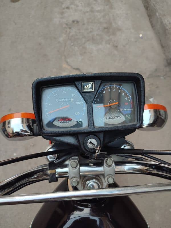 Honda 125 2021 Model in Good Condition 4