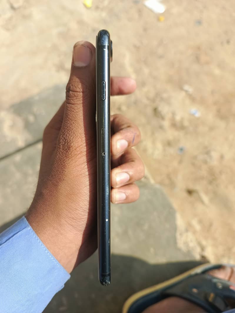 iphone 7 plus  non pta 2