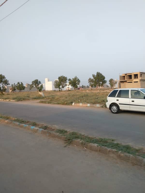 SAADI GARDEN 240SQ YD Plot 2