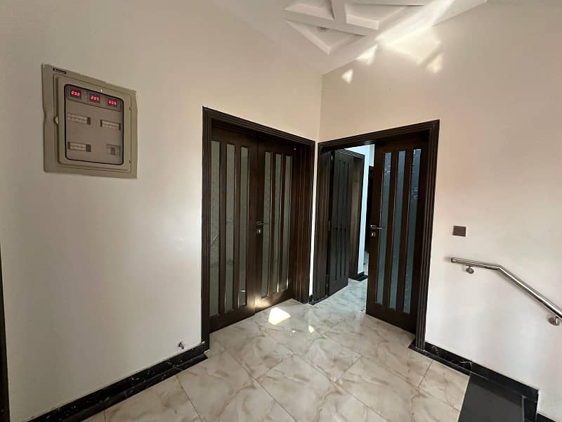 12 marla upar portion for rent DHA phase 2 6