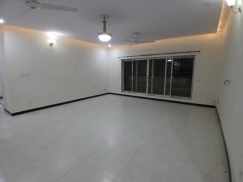 1 Kanal Upper Portion For Rent DHA Phase 2 2