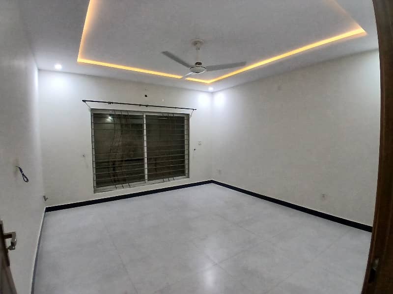 1 Kanal Upper Portion For Rent DHA Phase 2 10