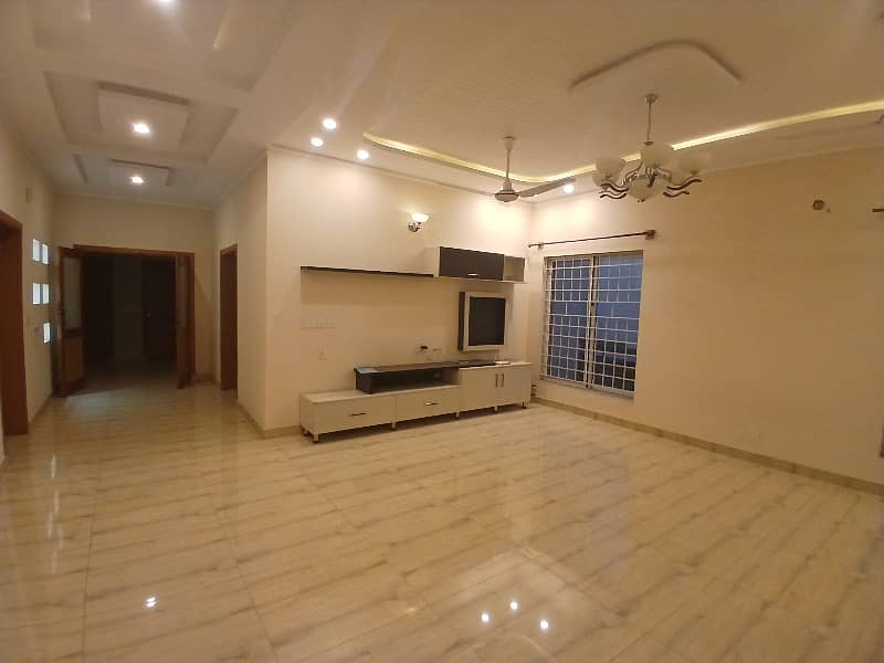 1 Kanal Uppar Portion For Rent DHA Phase 2 5