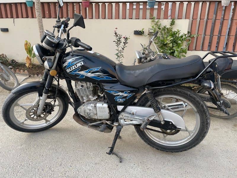 Suzuki GS 150 SE 2020 1