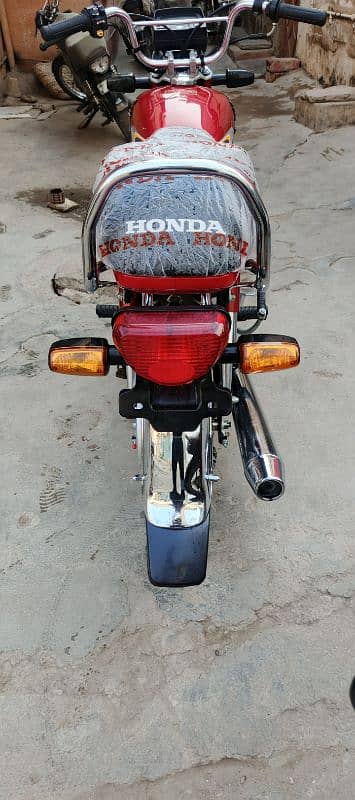 Honda CD 70 2025 2