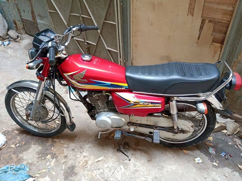 Honda 125 2019 Karachi number 0/3/2/2/2/4/5/2/2/4/5 1