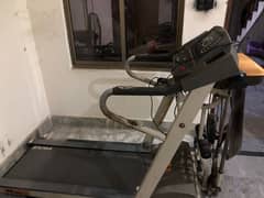 Treadmill | Running Machine | Lifefitness Treadmill | Gym | CLST /Sale