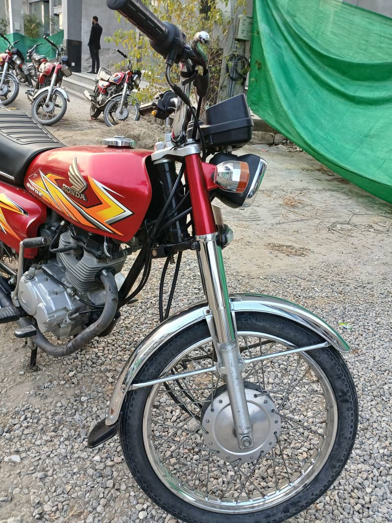 Honda CG 125 2021 3