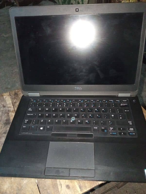 Dell Latitude E5470 1