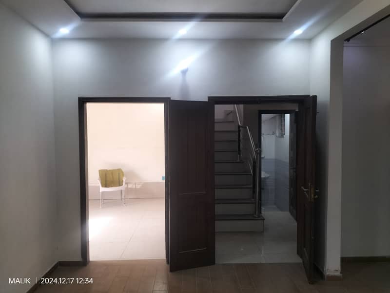 5 Marla LDA Approved used House For Sale in Eastern Block,Bahria Orchard, Raiwind Road Lahore. 20