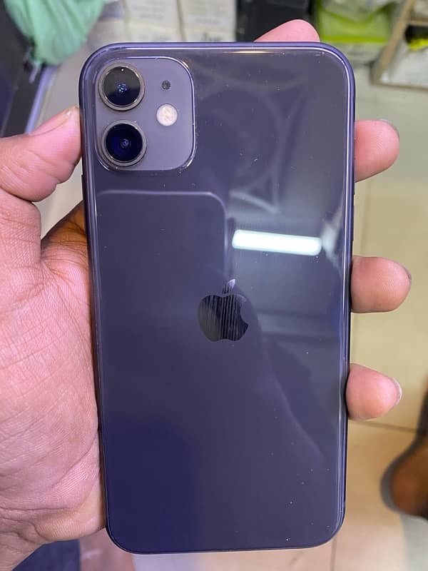 iPhone 11-128 GB factory unlock 1