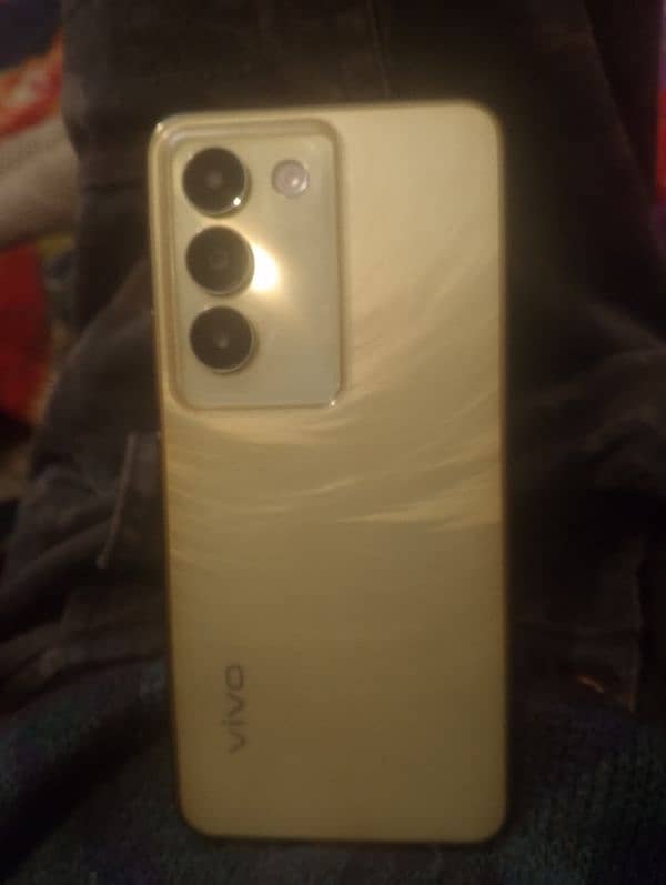 vivo y100 2 months use all accessories saat ha with box 0