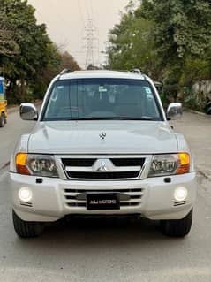 Mitsubishi Pajero 2004/2005