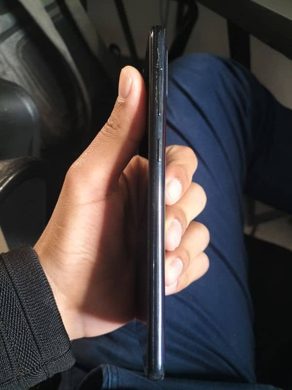 Samsung Galaxy A50 3