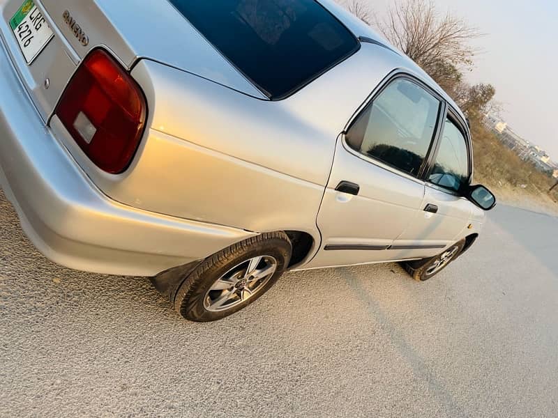 Suzuki Baleno 2002 5