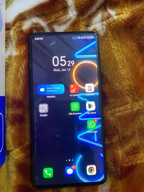 Tecno camon 20 16/256 GB with original box urgent sall 3