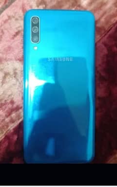 SAMSUNG GLAXY A50