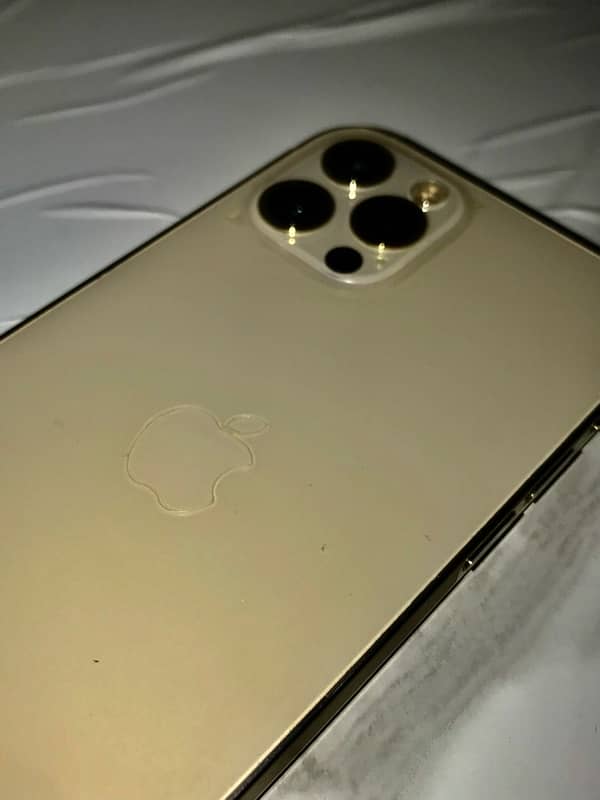 iPhone 12 pro non pta 128 gb 10/10 condition 2