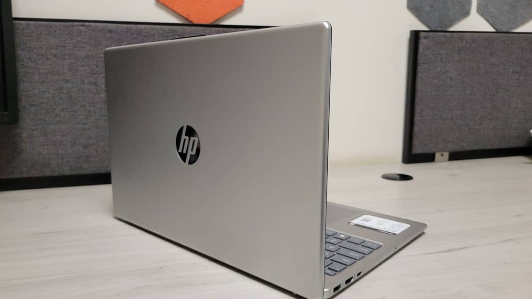 US Imported HP 15 Laptop | AMD Ryzen 5 7k Series Zero Use no box. 4