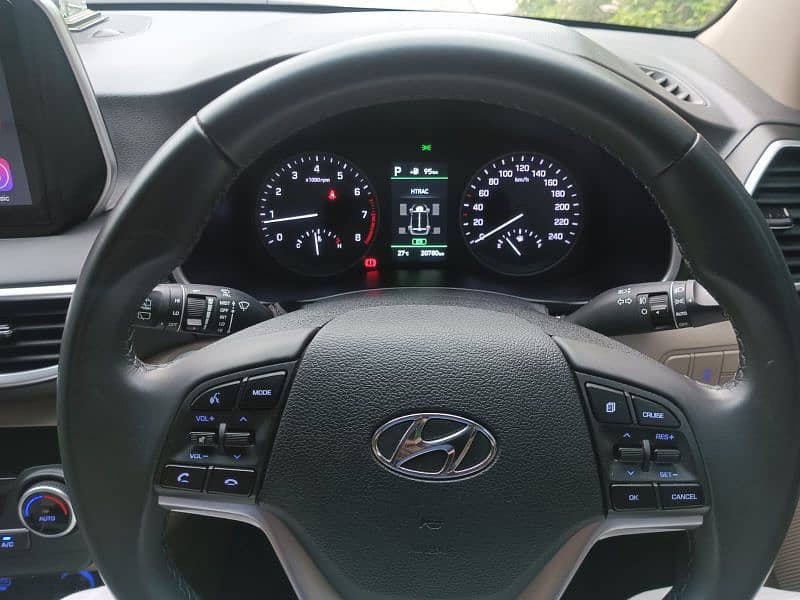 Hyundai Tucson 2021 AWD Ultimate For Sale in Lahore 8