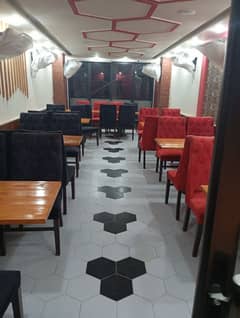 restaurant sman chairs nd tables