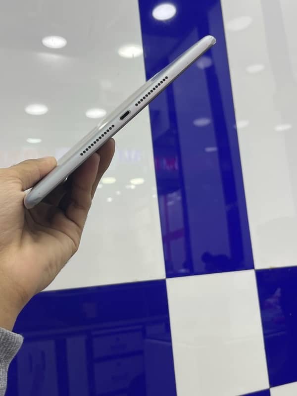 iPad Air 5th generation 1