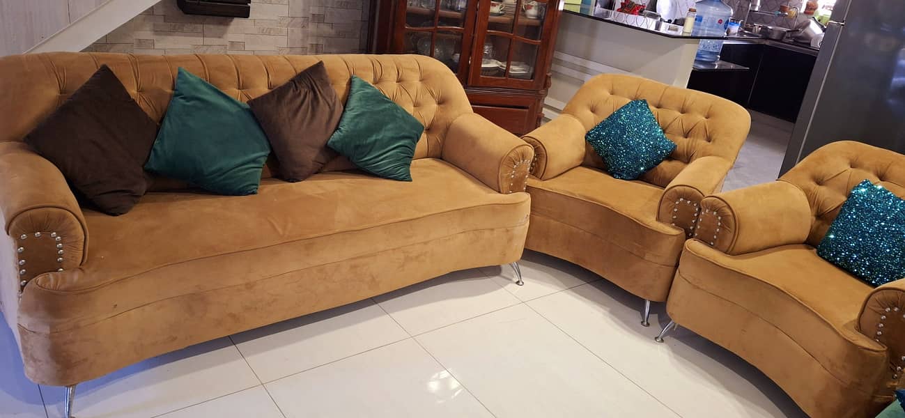 7 seater sofa 0