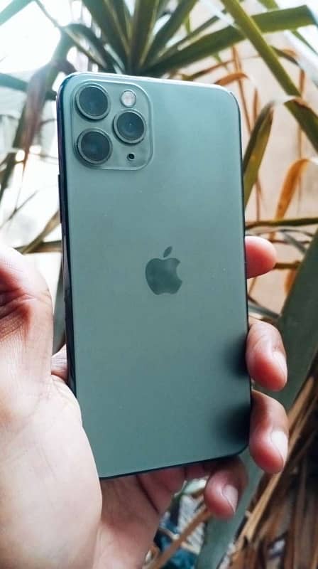 iPhone 11 Pro 0