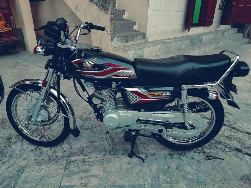 Honda 125  new condition 0