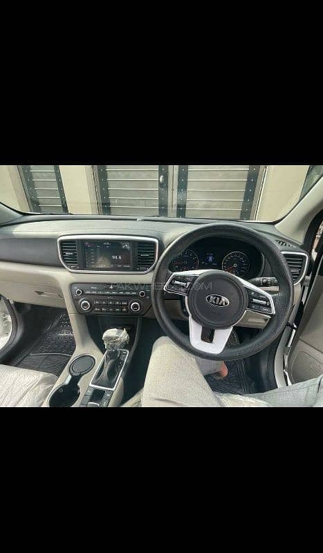 KIA Sportage 2021 11