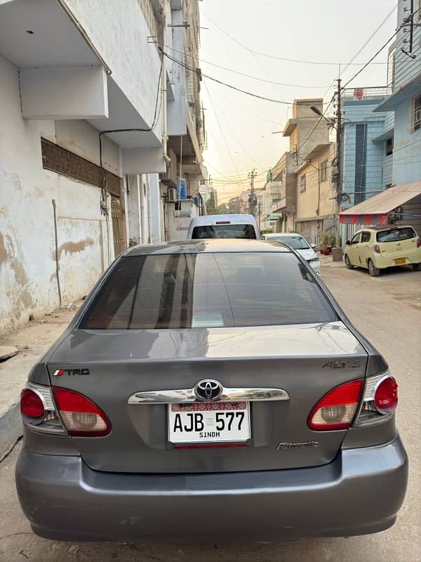 Toyota Corolla Altis 2005 3