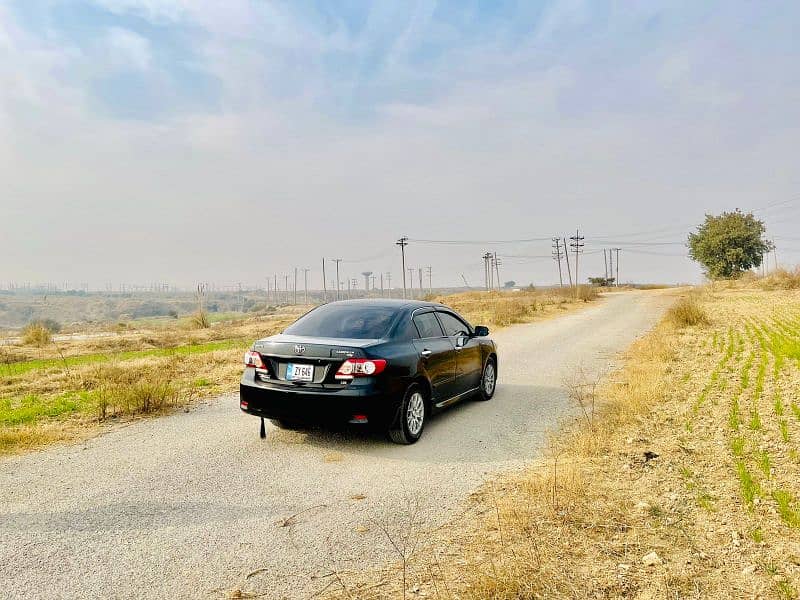 Toyota Corolla 1.6 limted 2013 0