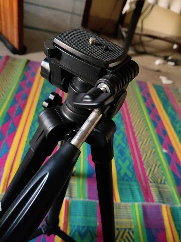 Apkina Tripod for dslr 2