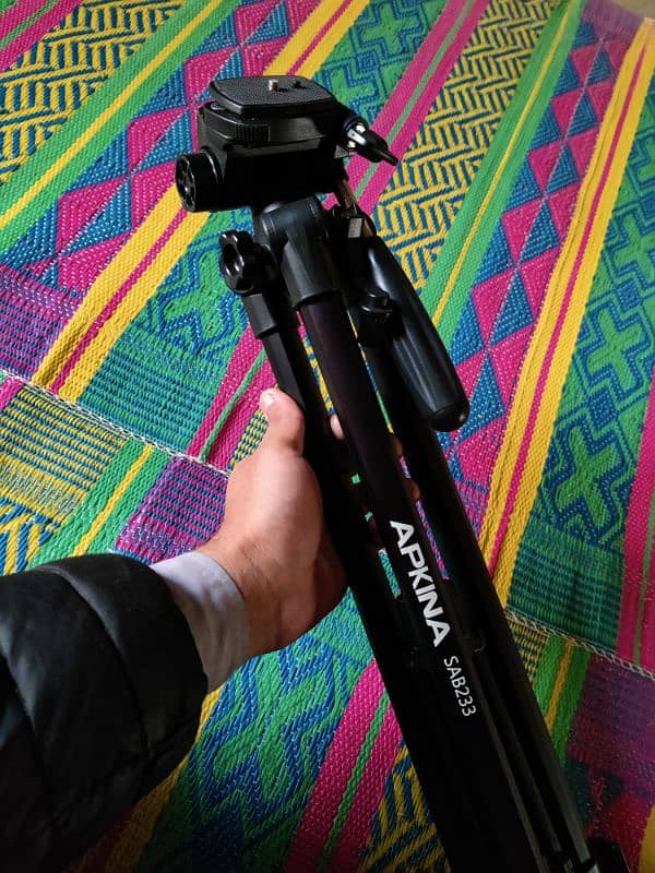 Apkina Tripod for dslr 3