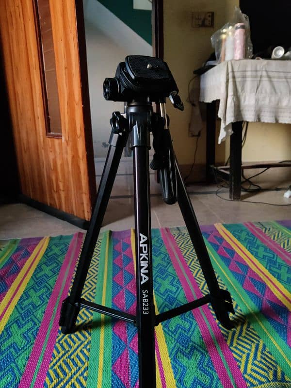 Apkina Tripod for dslr 4