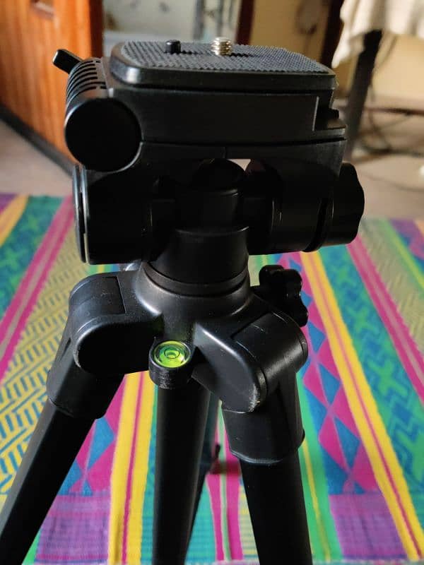 Apkina Tripod for dslr 5