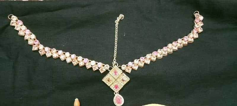 pink and golden jwelry set 1