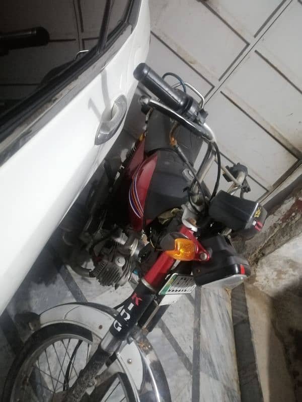 70cc Best bike. Ravi 70 Super Engine, pristine condition 4