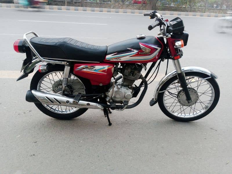 Honda 125 good Condition engine pak 4