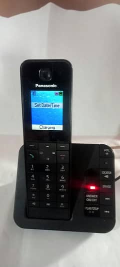 ORIGINAL PANASONIC colour display CORDLESS PHONE FREE DELIVERY