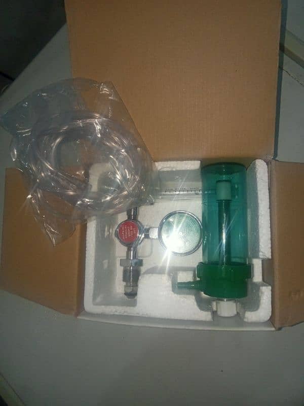 oxygen cylinder regulator 2