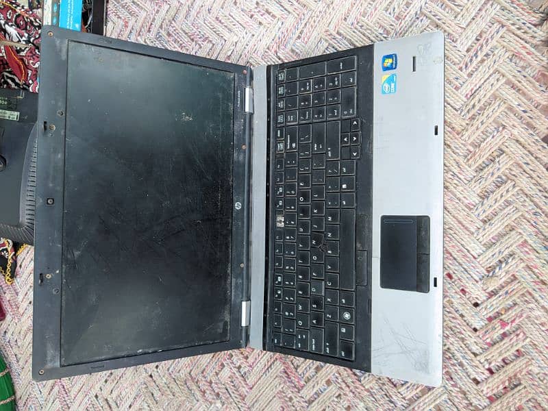 laptop core i5 1gen 2gb DDR 3 ram 250gb HDD 0