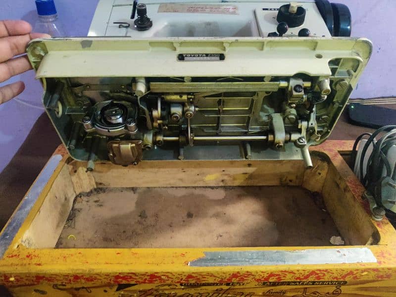 selling my sewing machine 0