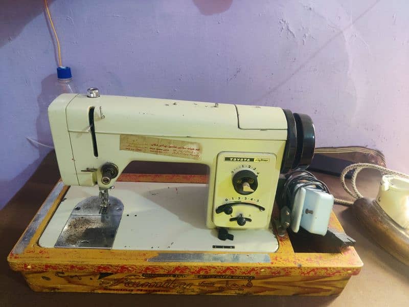 selling my sewing machine 3